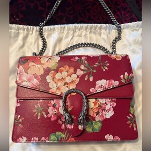 Floral Red Gucci Dionysus Women's Bag